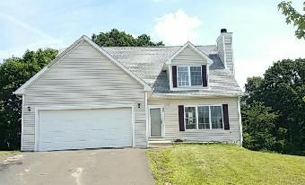33 Saratoga Way, Meriden, CT 06450