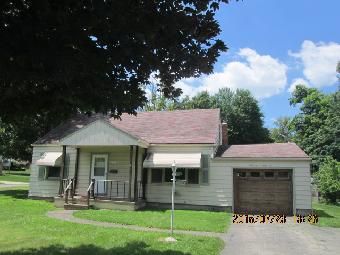 4746 Euclid Blvd, Youngstown, OH 44512