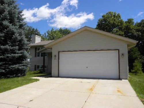 1524 Woodruff Way, Hartford, WI 53027