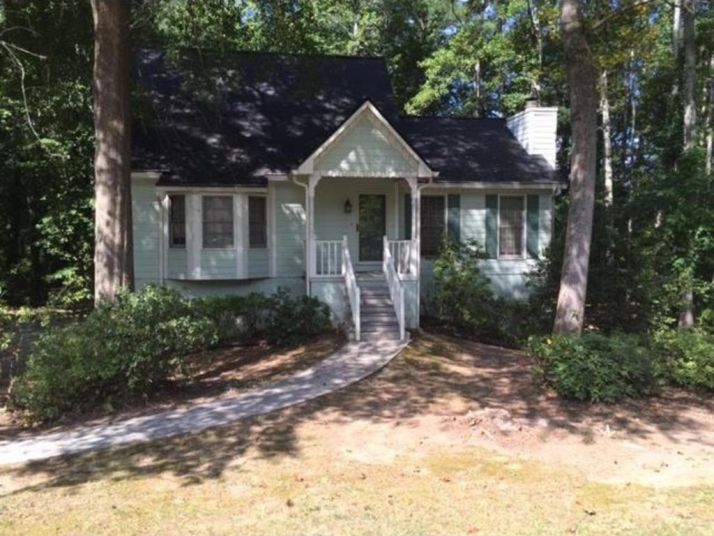 2428 Hillboro Circle Sw, Marietta, GA 30064