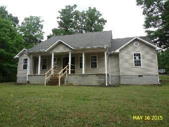 4065 County Home Rd, Savannah, TN 38372