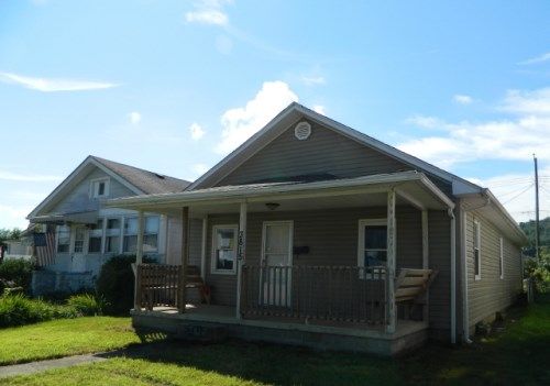 3815 Auburn Rd, Huntington, WV 25704