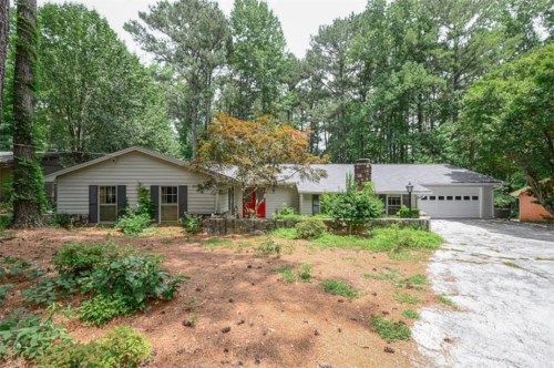2887 Dunnington Circle, Atlanta, GA 30341
