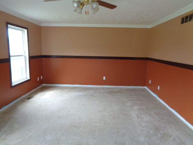 639 Oak Forge Pl, Trenton, OH 45067