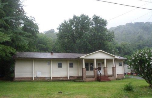 135 Lane St, Pearisburg, VA 24134