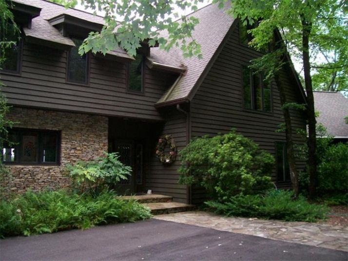 155 Petit Ridge Drive, Jasper, GA 30143