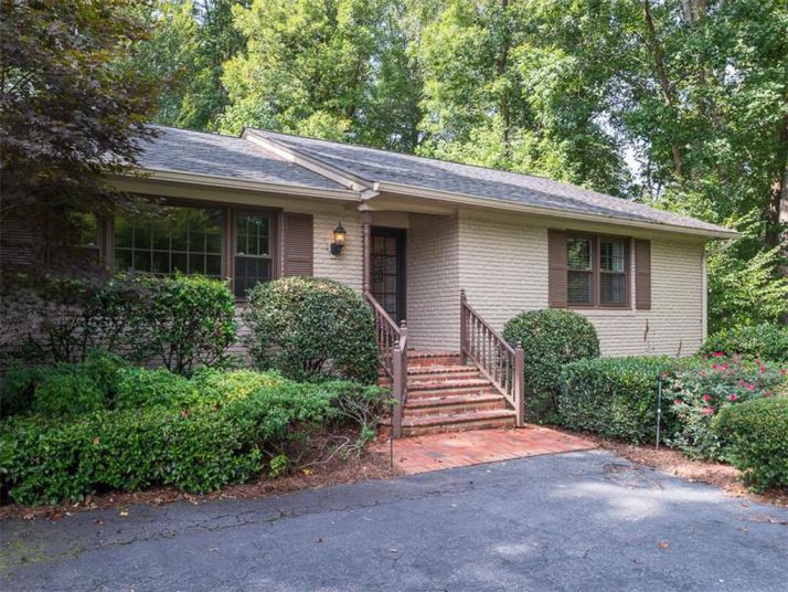 593 Valley Green Drive Ne, Atlanta, GA 30342
