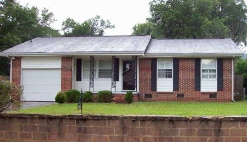 102 W 7th St, Jasper, TN 37347