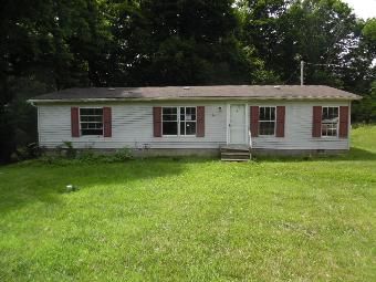 8695 State Route 757 NW, Somerset, OH 43783