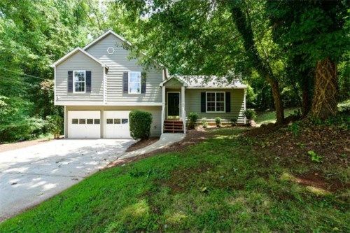 628 Bluff Drive, Woodstock, GA 30188