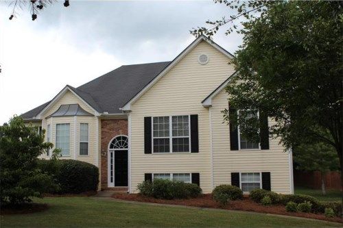 5335 Spot Creek Dr, Cumming, GA 30040