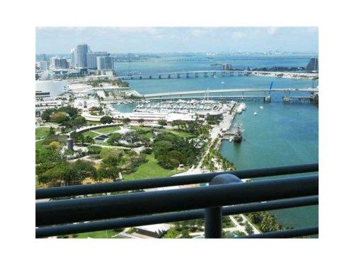 325 S BISCAYNE BL # 3218, Miami, FL 33131