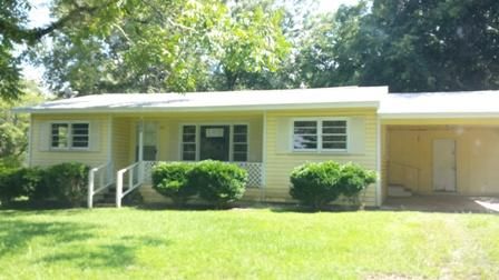 3990 Villa Ave, Laurel Hill, FL 32567