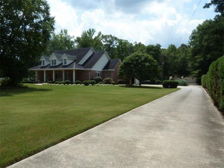 316 Foxboro Drive, Powder Springs, GA 30127