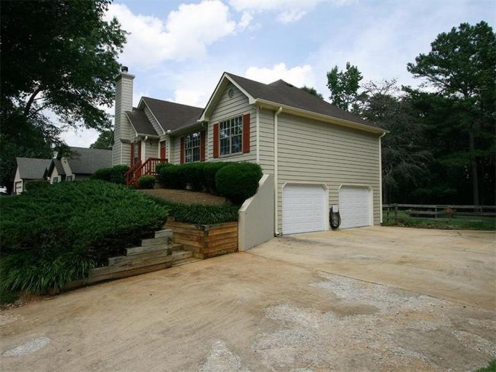 6905 Crossview Drive, Cumming, GA 30041