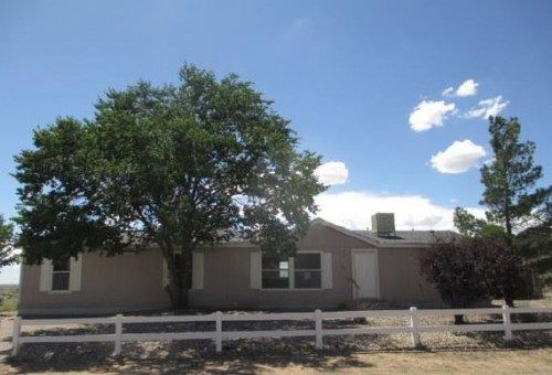 819 5th St SW, Rio Rancho, NM 87124