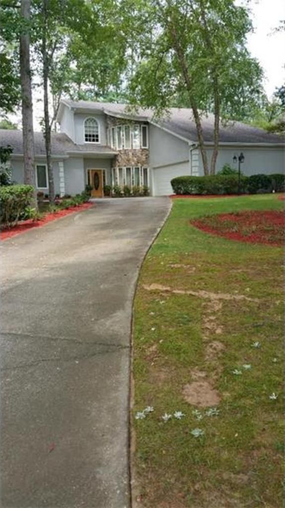 7324 Waters Edge Drive, Stone Mountain, GA 30087