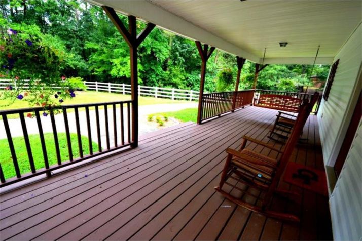 1085 Hall Memorial Road Nw, Resaca, GA 30735