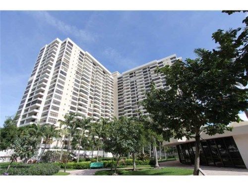 600 THREE ISLANDS BL # 1414, Hallandale, FL 33009