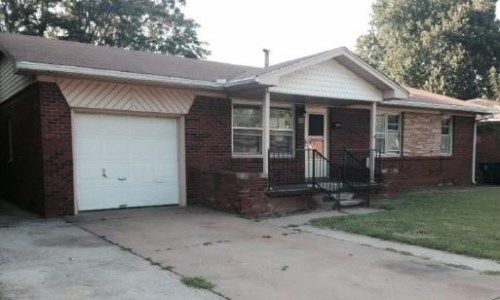 813 General Senter Drive, Oklahoma City, OK 73110