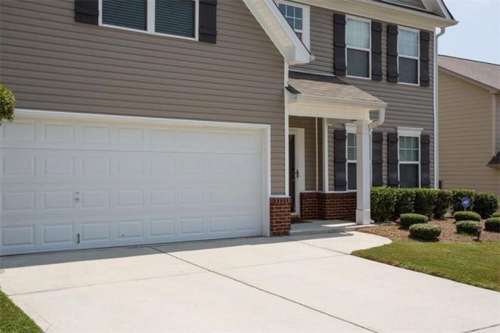 915 Donington Circle, Lawrenceville, GA 30045