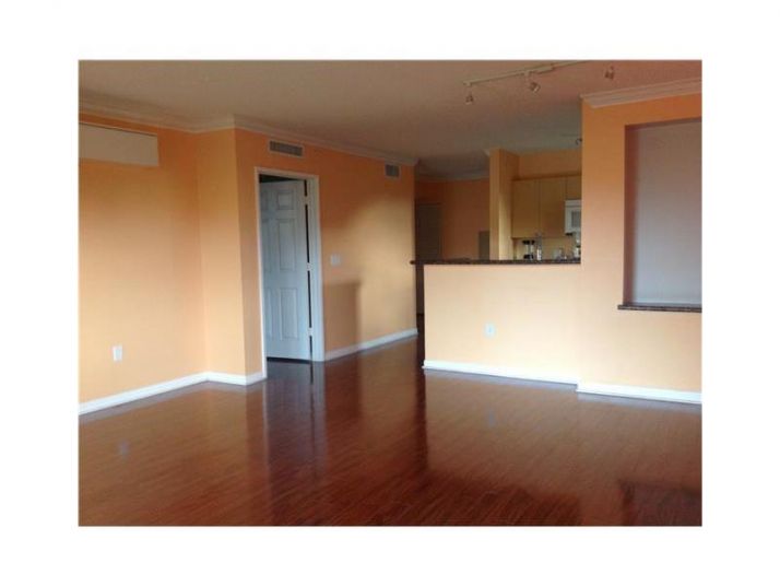 1900 VAN BUREN ST # 314 B, Hollywood, FL 33020