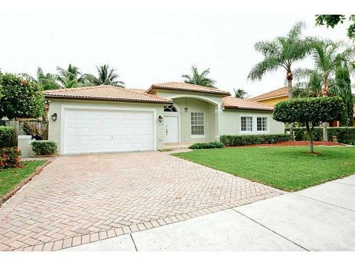 15748 SW 102 LN, Miami, FL 33196