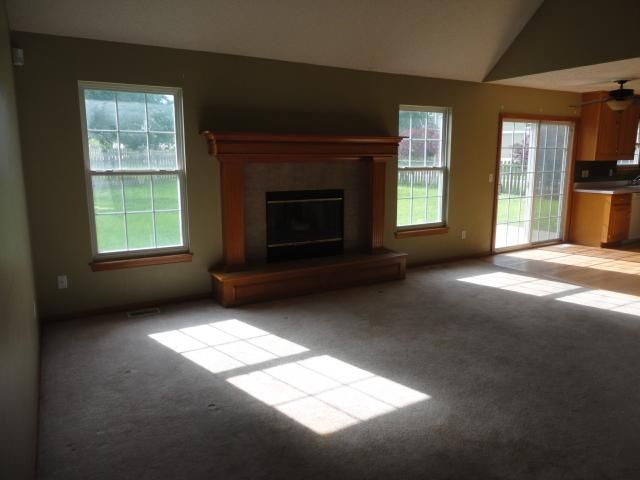 3915 SW Lido Dr, Lees Summit, MO 64082