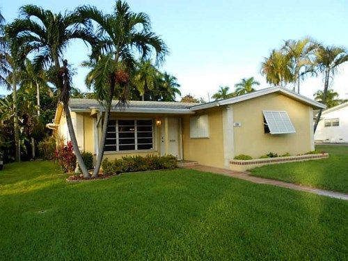 1351 JACKSON ST, Hollywood, FL 33019