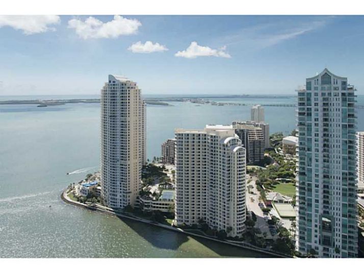 325 S BISCAYNE BL # UPH 26, Miami, FL 33131