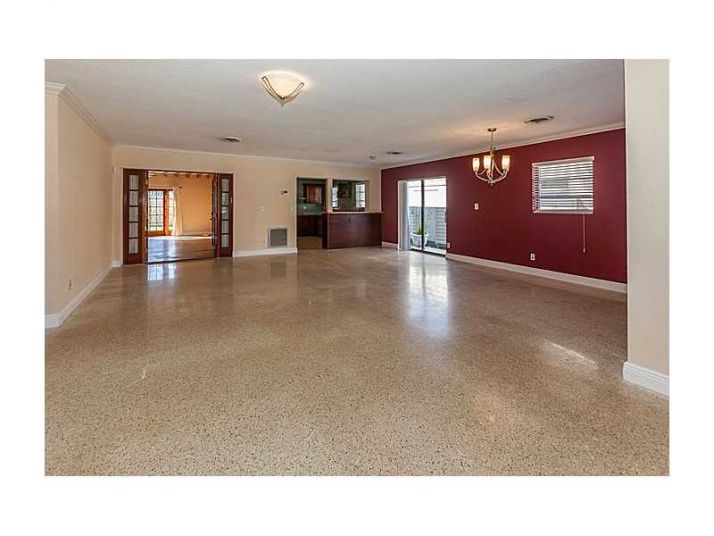 1216 JOHNSON ST, Hollywood, FL 33019