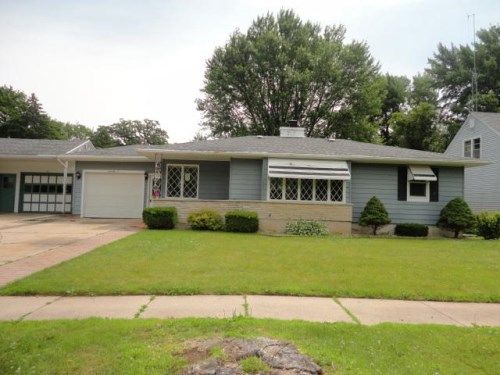 76 S Willow Ct, Markesan, WI 53946