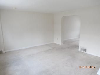 1212 Lawrence Ave, Crum Lynne, PA 19022