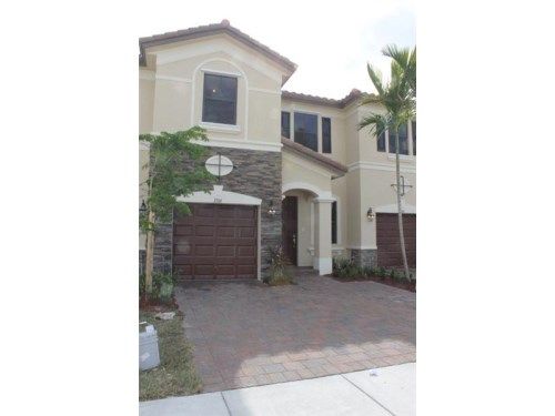3316 W 91 TER # 3316, Hialeah, FL 33018
