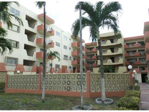1630 W 46 ST # 504C, Hialeah, FL 33012