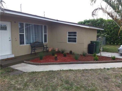 5390 W 9 CT, Hialeah, FL 33012