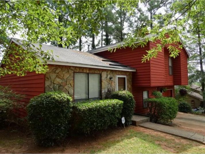 2273 Huddersfield Way, Norcross, GA 30071