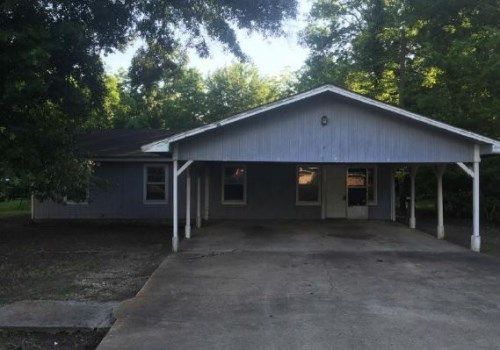 1302 Florida St, Tallulah, LA 71282