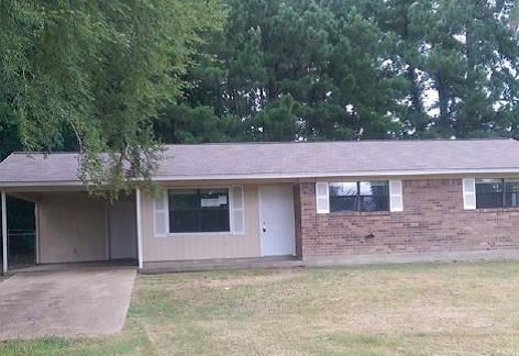 323 County Road 1820, Grapeland, TX 75844