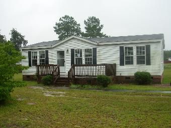 322 Skinner Rd, Hope Mills, NC 28348