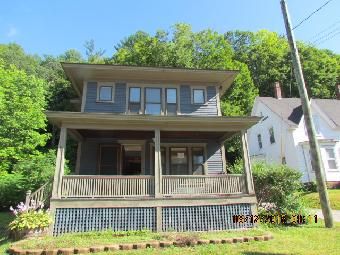 564 Central Street, Franklin, NH 03235