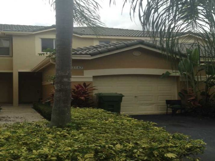 2147 PASA VERDE LN # 3, Fort Lauderdale, FL 33327