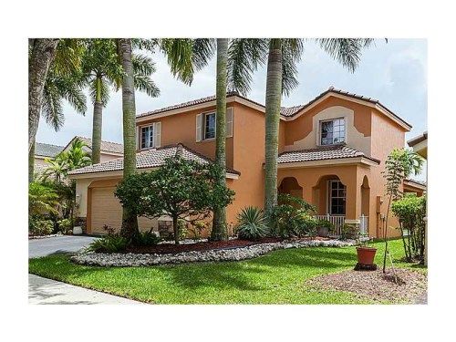 1051 BLUEWOOD TE, Fort Lauderdale, FL 33327