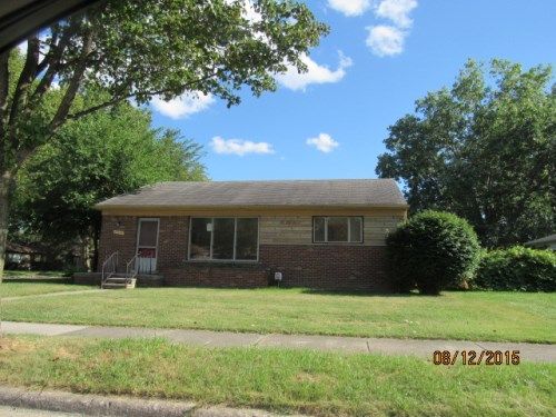 23501 Church St, Oak Park, MI 48237