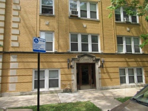 6970 N Wolcott Ave Apt 3, Chicago, IL 60626