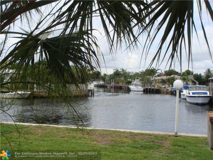 1100 Pine Dr # 204, Pompano Beach, FL 33060