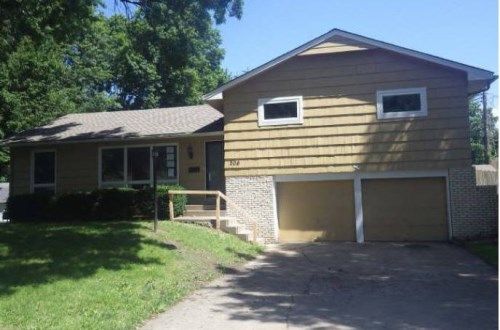 206 Sunset Lane, Belton, MO 64012