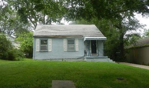 1304 E 84th Street, Kansas City, MO 64131