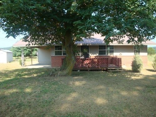 111 Black Road, Bradford, AR 72020