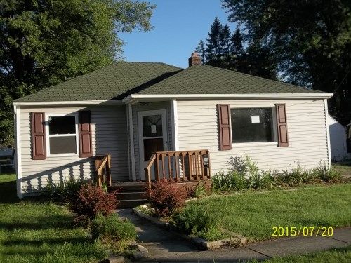 408 W Hosmer St, Saint Charles, MI 48655